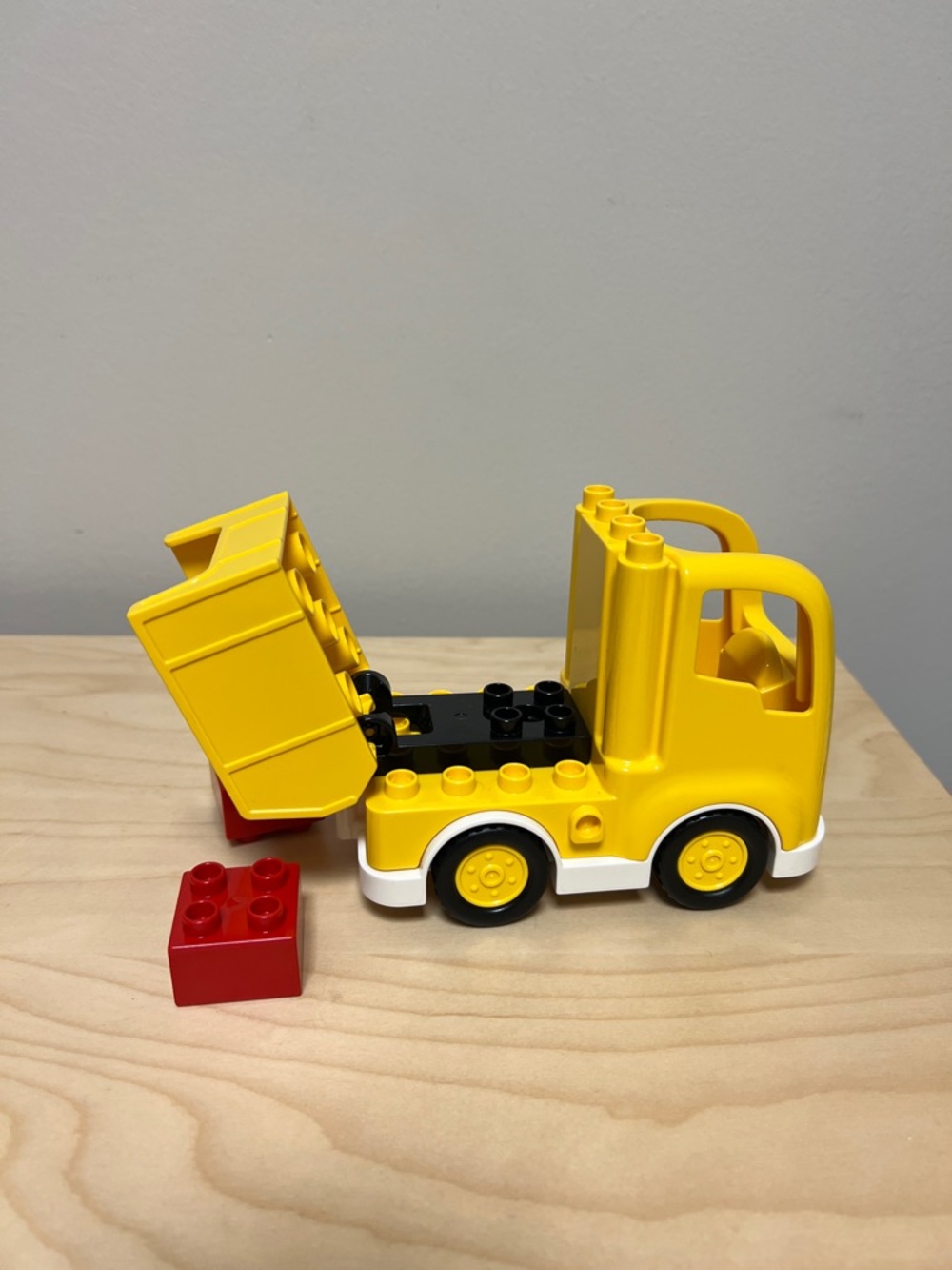 LEGO DUPLO Construction Set - Digger, Dump truck, worker - Toddler Toy Ages 2-5 - Picture 6 of 6